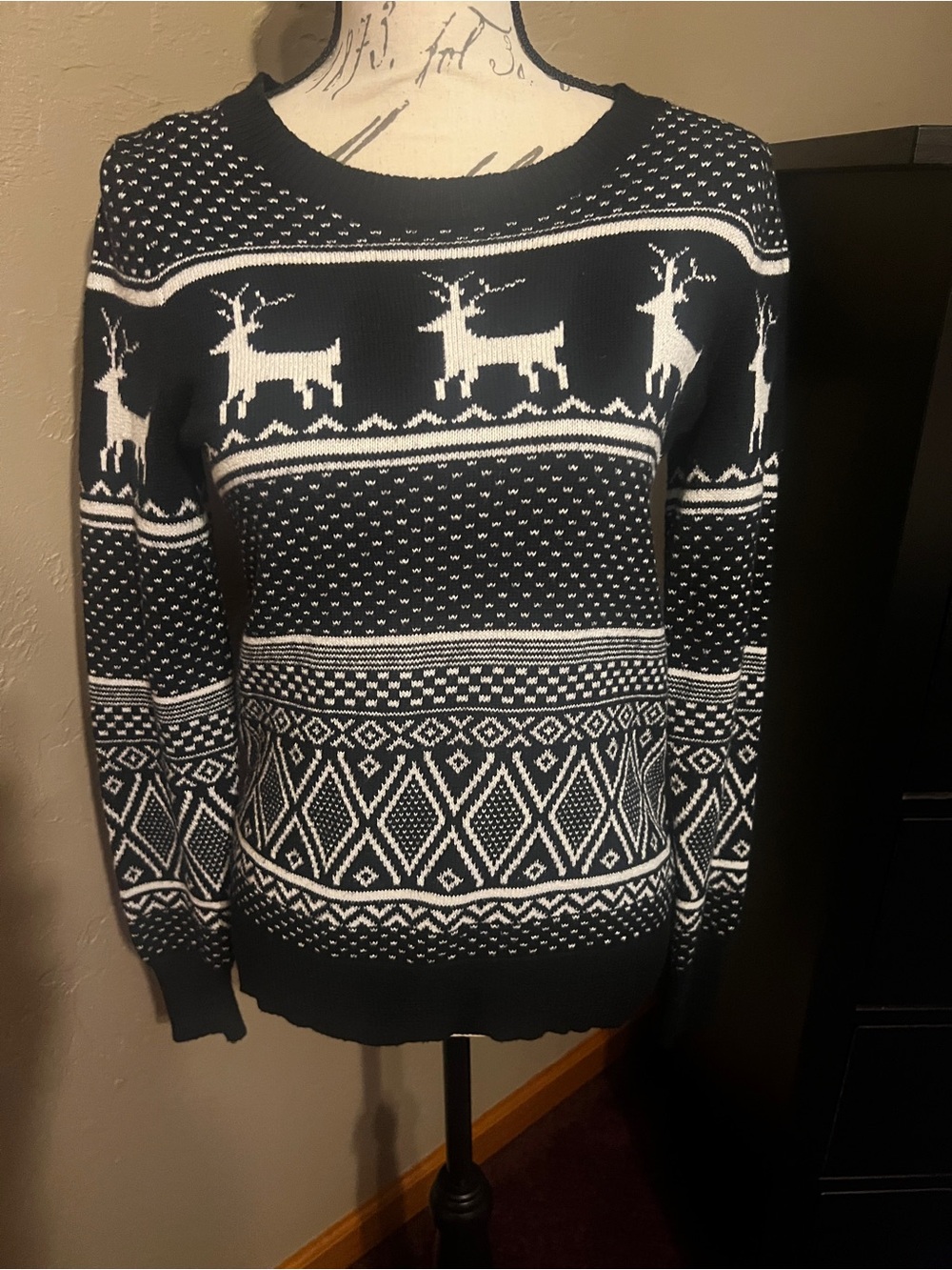 Old Navy Black & White Fair Isle Reindeer Sweater